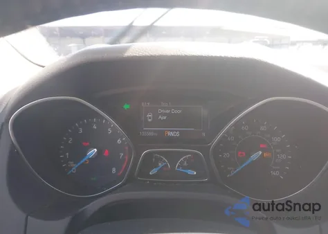 2016 Ford Focus Titanium z USA, uszkodzony, nr VIN 1FADP3J27GL359200